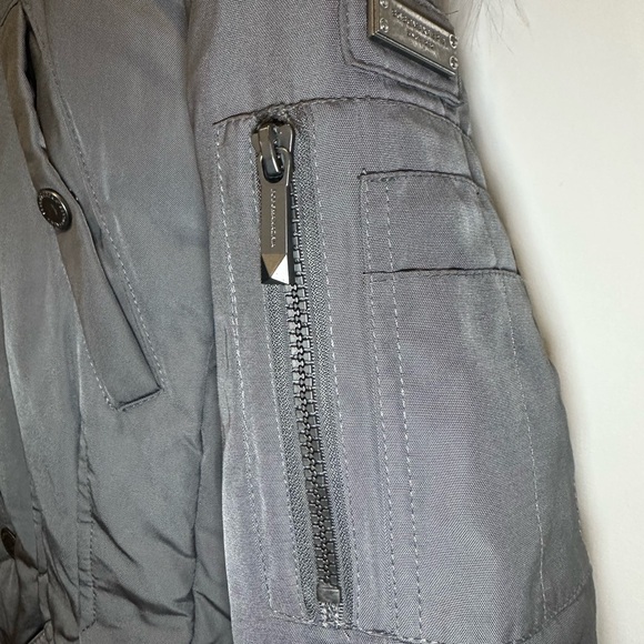 BCBGMAXAZRIA Women’s Parka Jacket with Faux Fur Hood - Picture 5 of 6